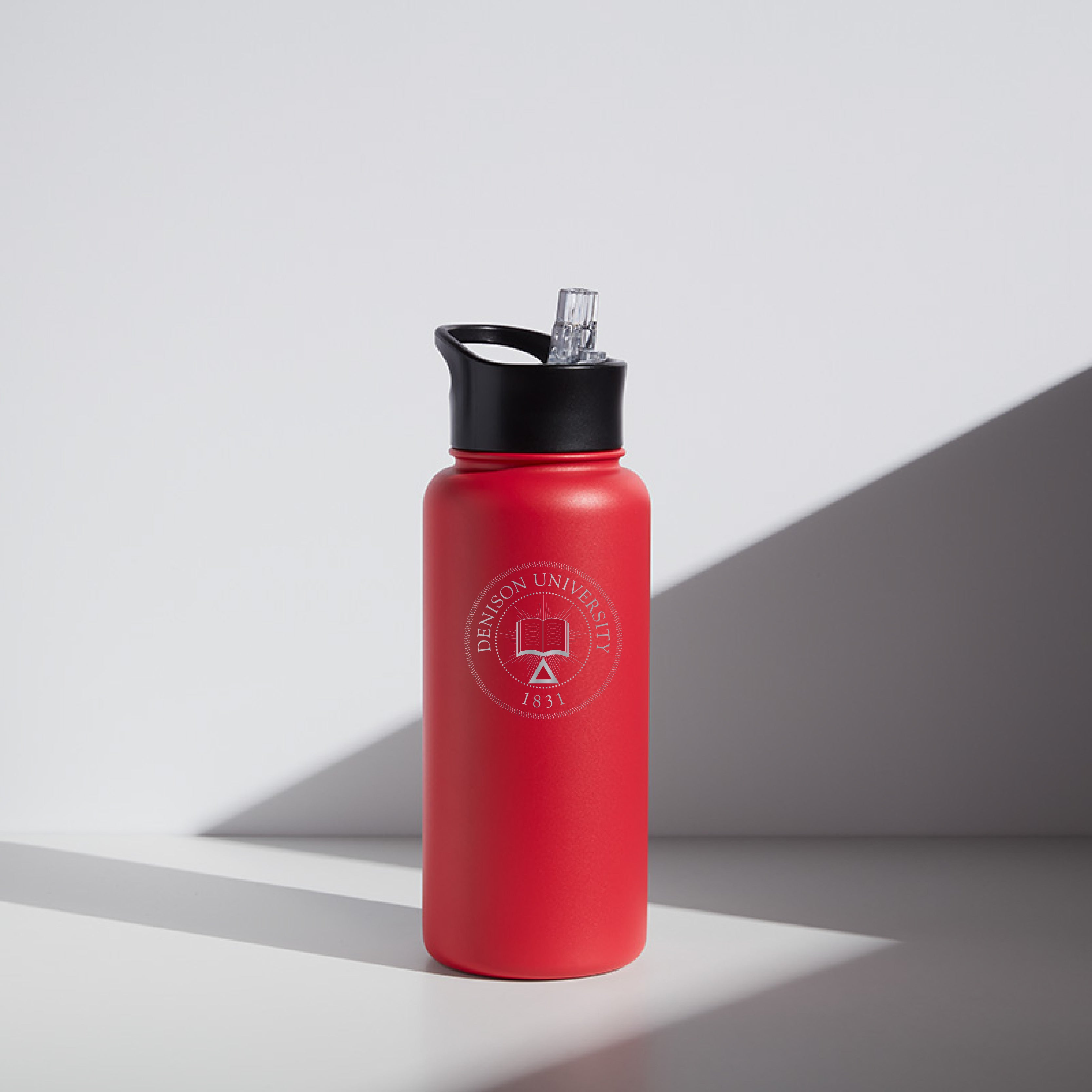 32 oz WATR Bottle Denison University Seal