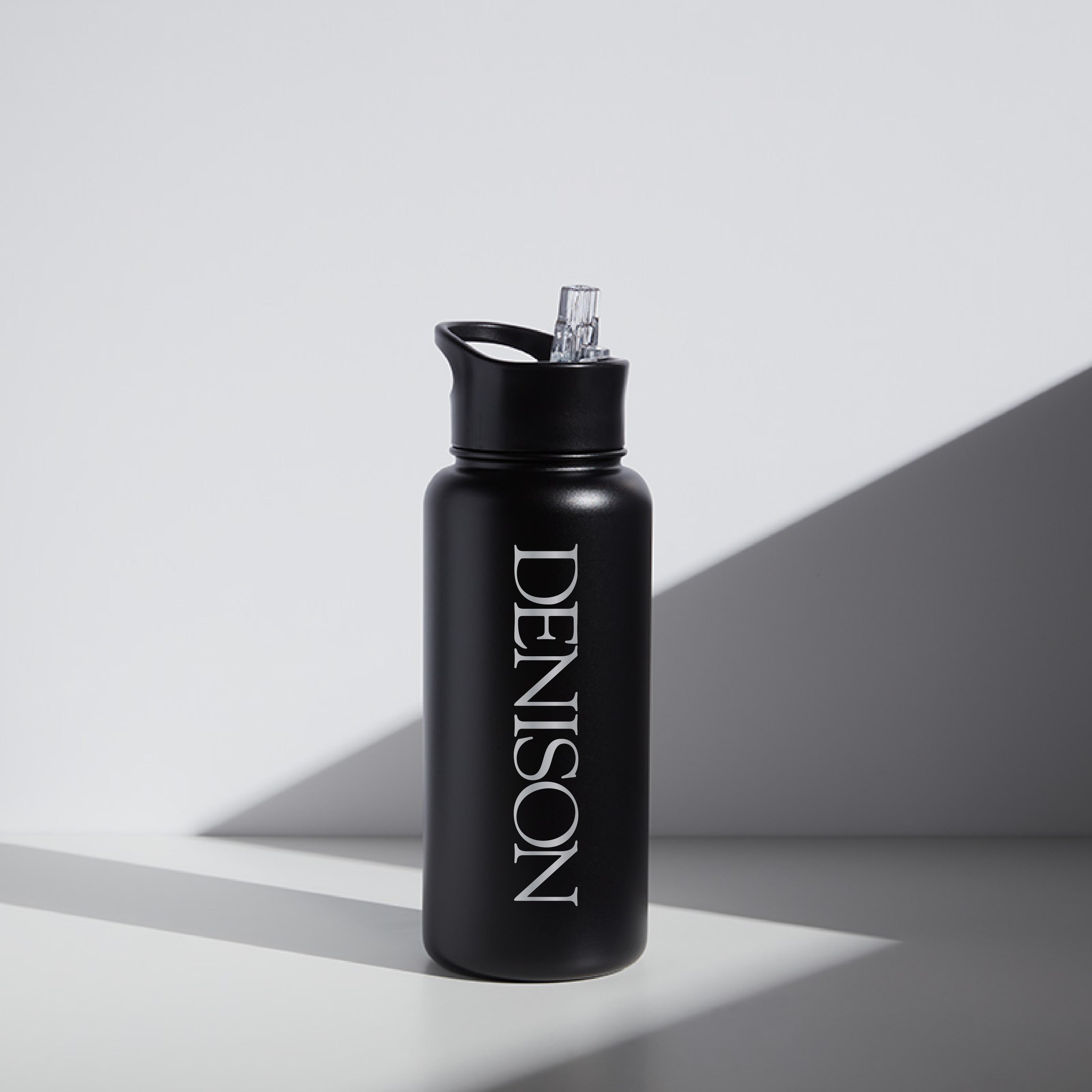32 oz WATR Bottle Denison University